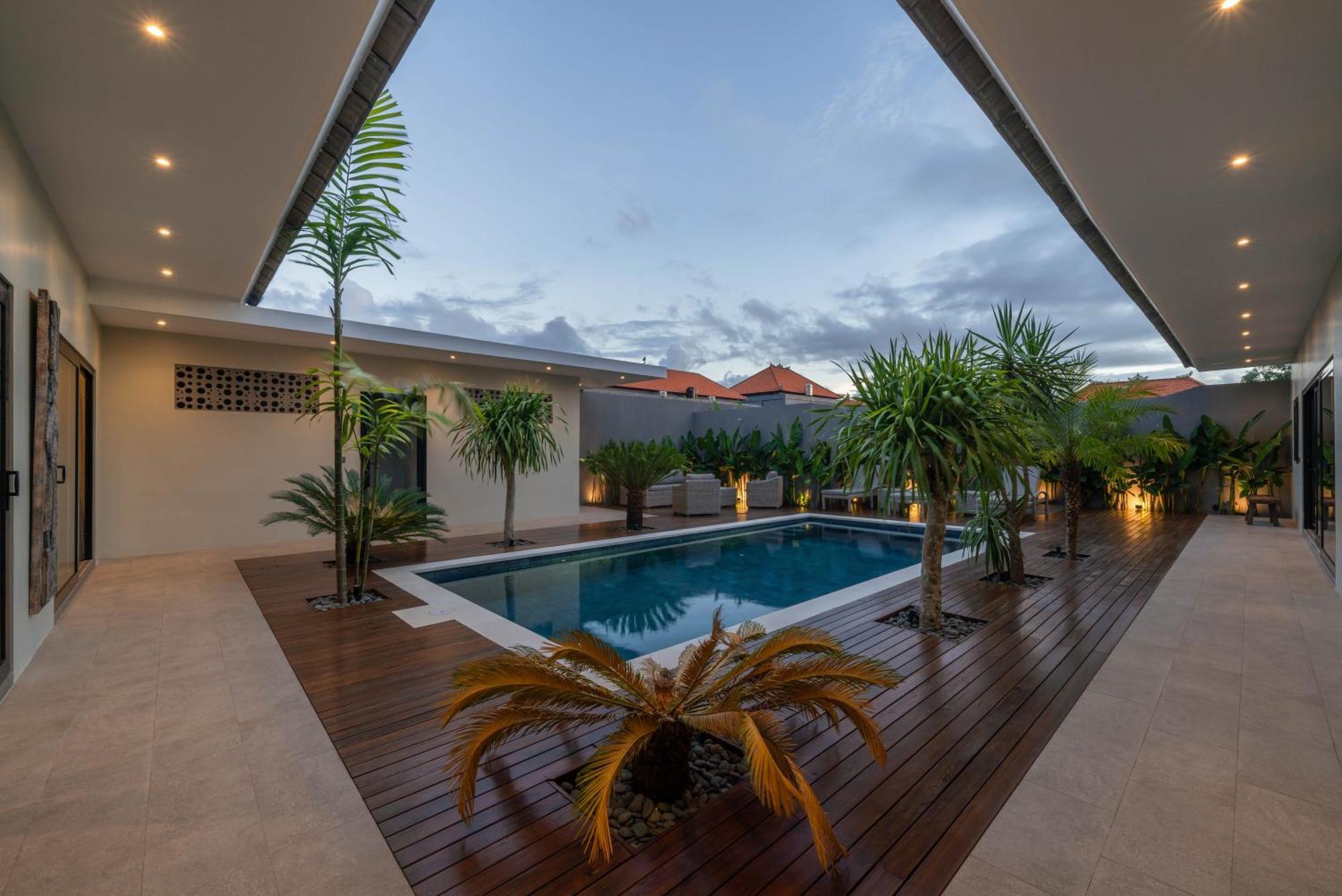 Koya : Luxurious And Modern 3br In Seminyak! *