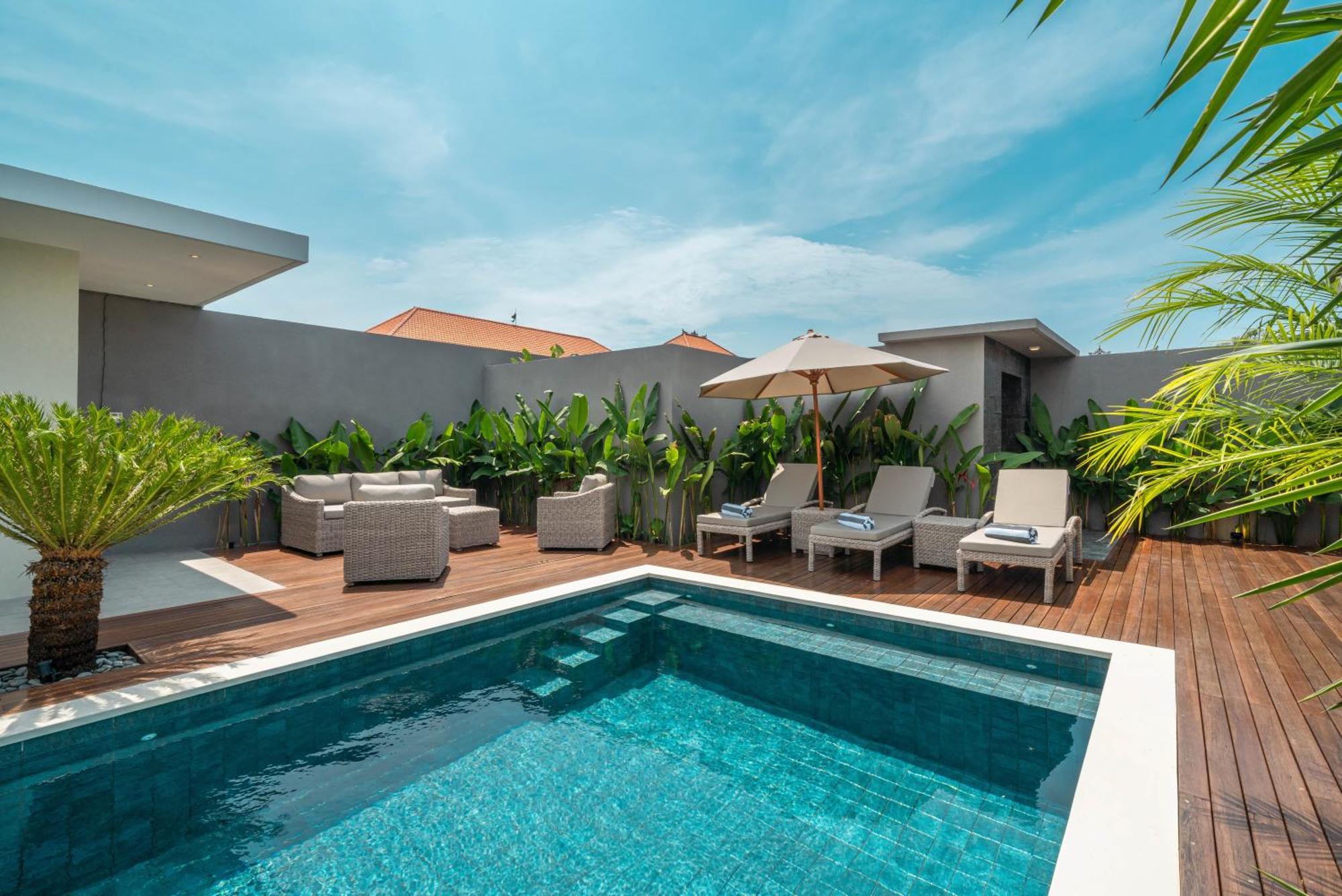 Koya : Luxurious And Modern 3br In Seminyak!