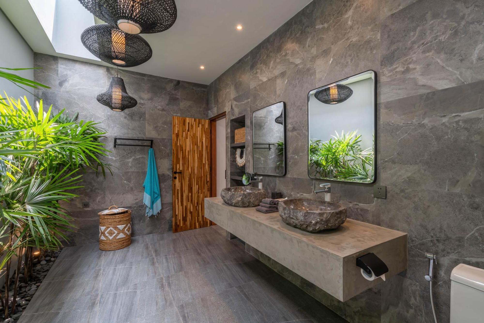 Koya : Luxurious And Modern 3br In Seminyak! *