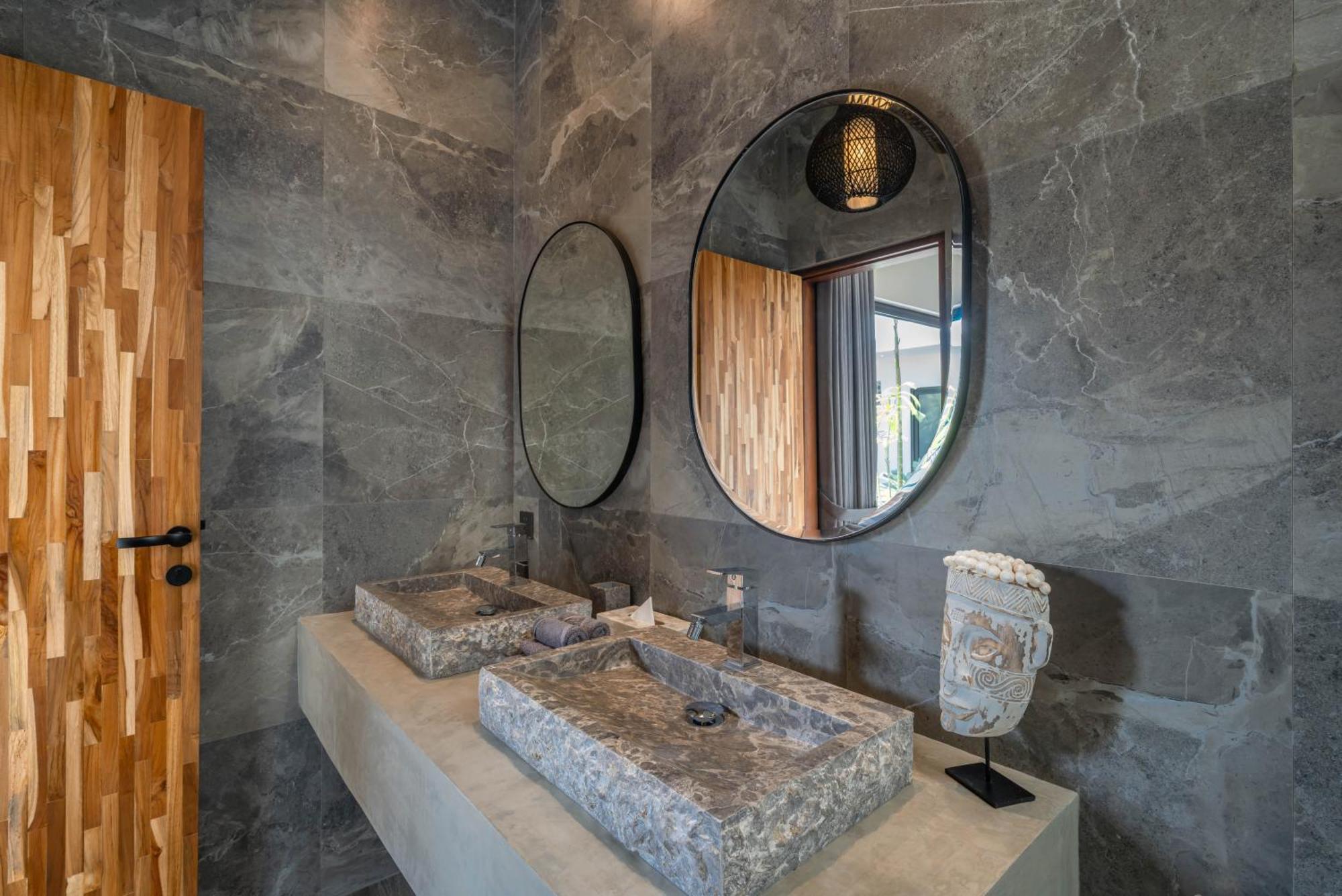 Villa Koya : Luxurious And Modern 3br In Seminyak!